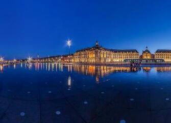Bordeaux Wallpaper