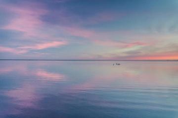 Beautiful Sunset Over Lake Simple Wallpaper Background Photograph