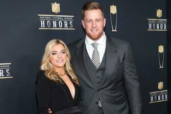 Look Texans J Watt Announces Engagement To Soccer Player