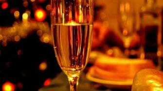 Wine Bottle And Cigar Wallpaper