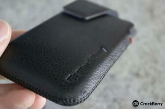 Official Blackberry Z10 Leather Holster Combines Style And Function