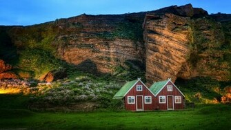 Nature House Wallpaper Scenario