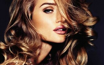 Rosie Huntington Whiteley Victoria S Secret
