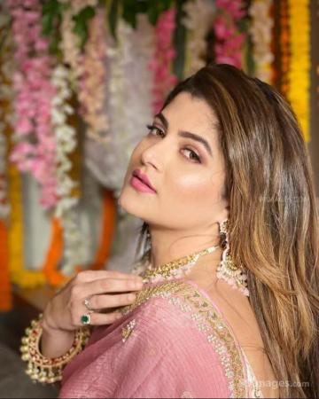 Srabanti Chatterjee HD Wallpaper Desktop Background