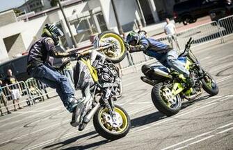 Stunt Bike Wallpaper