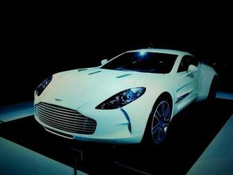 Aston Martin One HD Masa St