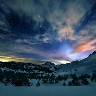 Aurora Star Sky Snow Mountain Winter Nature iPad Air Wallpaper