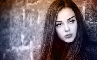 Picture Of Beautiful Women Wallpaper