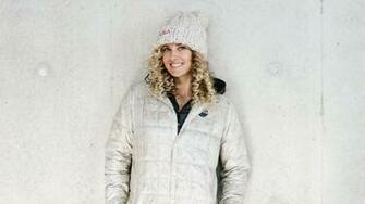 Women S Snowboard Cross Olympic Pre Lindsey Jacobellis Seeks