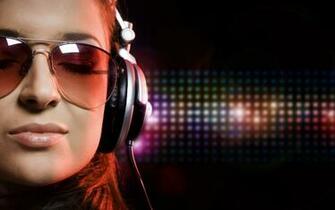 Music Girl Wallpaper HD