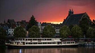Pictures Netherlands Maastricht Ships Berth Evening