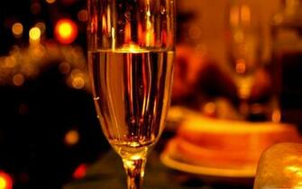 Wine Glass Mac Wallpaper Allmacwallpaper