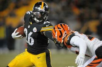 Le Veon Bell Pushes Off Cincinnati S Dre Kirkpatrick