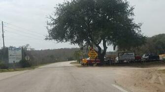 No Thru Traffic Dead End Sand Mine Road