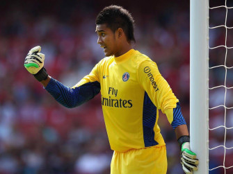 Alphonse Areola Signaling Side Wallpaper