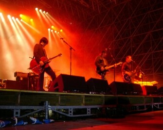 Queens Of The Stone Age Wallpaper
