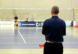 HD Wallpaper Man In Front Of Volleyball Net Sport Referee