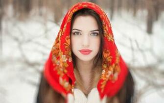 Russian People Wallpaper Top Background