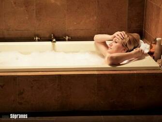 Carmela Soprano In Bathtub The Sopranos Tv Series Wallpaper