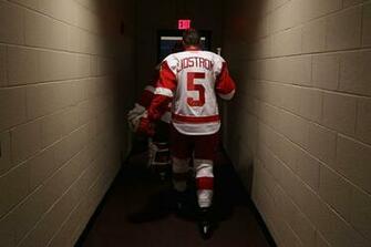 Nicklas Lidstrom Retires Ending His Year Nhl Career Sbnation