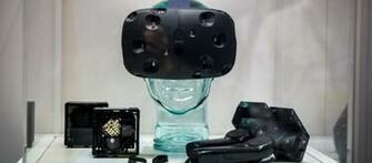 Htc Vive Vr Teve Unidades Reservadas Em Menos De Minutos