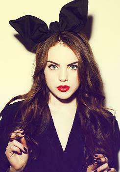 Liz Gillies Photo