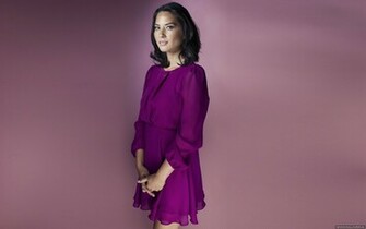 American Model Olivia Munn HD Wallpaper New