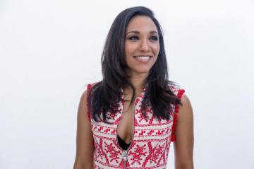 Candice Patton 4k Ultra HD Wallpaper