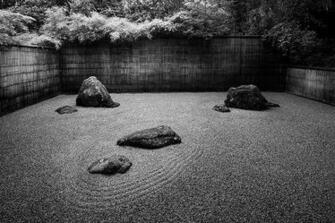 Peaceful Pictures Of Japanese Rock Gardens