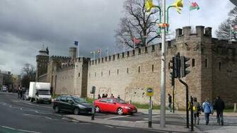 Cardiff Castle Travel Wallpaper HD