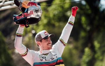 The French Are Dominating Downhill Vallnord Dh World Cup