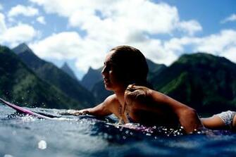 Sports Wallpaper Surf Surfing Girl Ocean HD Image