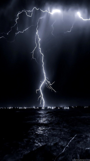 Lightning Wallpaper 4k iPhone Gallery