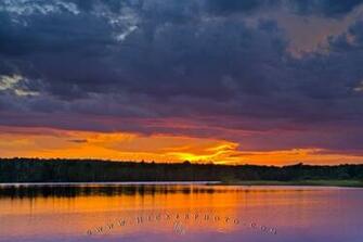 Dramatic Sunset Clouds River Scenery Wallpaper Photo Information