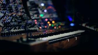 Wallpaper Synthesizer HD Background