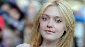 Dakota Fanning HD Wallpaper Background Image