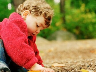 Cute Play Wallpaper HD