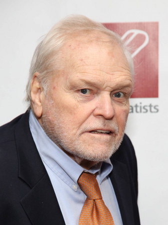 Brian Dennehy Suit And Tie Wallpaper