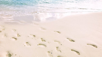White Beach Wallpaper