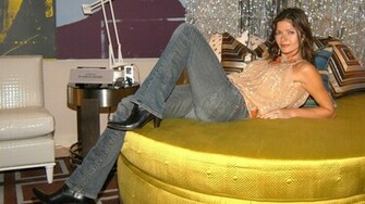 Jill Hennessy Wallpaper