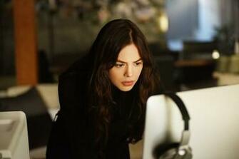 Dc Universe Reveals New Image Of Conor Leslie As Donna Troy On