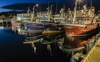 Image Ireland Killybegs Harbour Ships Night Marinas