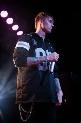 Machine Gun Kelly Rapper Wikipedia