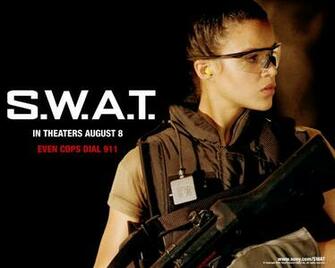 Michelle Rodriguez In S W A T Wallpaper