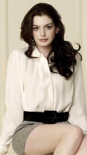 Anne Hathaway iPhone Wallpaper