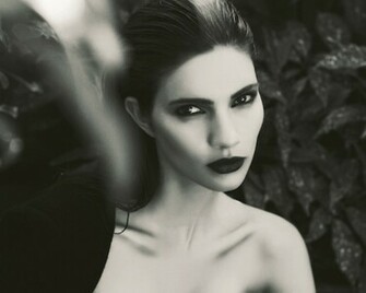 Teresa Moore Supermodel By Estee Desktop Wallpaper