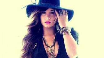 Demi Lovato Wallpaper For Pc Size Amazingpict
