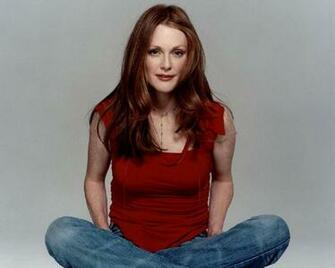Julianne Moore Wallpaper
