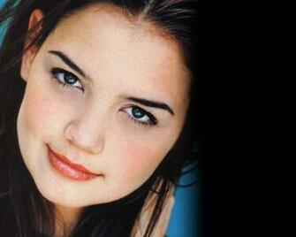 Katie Holmes HD Wallpaper