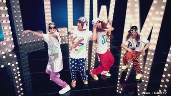 2ne1 Logo Wallpaper